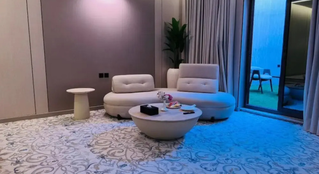 Люкс Royal Luxury Night Hotel Al Yasmin