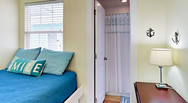 Popsicle's and Flip Flops VW8 4 Bedrooms 3.5 Bathrooms Home