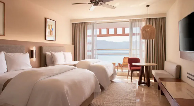 Четырёхместный полулюкс с видом на океан The Westin Playa Vallarta, An All-Inclusive Resort