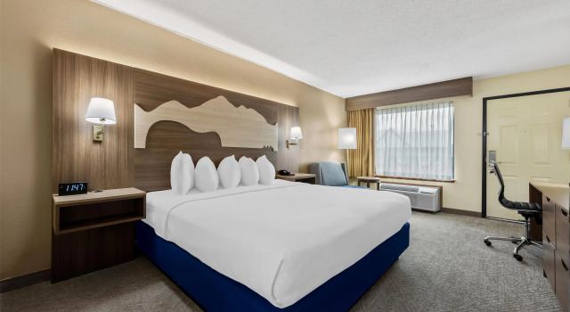 Двухместный люкс Best Western Center Pointe Inn