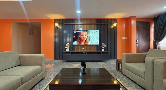 Апартаменты Presidential R & R Apartments