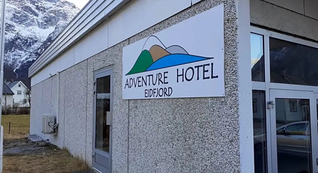 NEW OPENING Adventure hotel Eidfjord, Varaa Hotelli Hotellit Hordaland pysäköinnillä, Pysäköinti