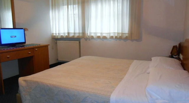 Albergo Ristorante Sagittario, Book Hotel Feltre 