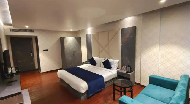 The Emerald Hotel & Siya Milan Banquets, Prenota Hotel Muzaffarpur Bihar
