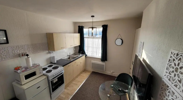 Sea Side Flat 5 with Fast Wifi And Free Parking