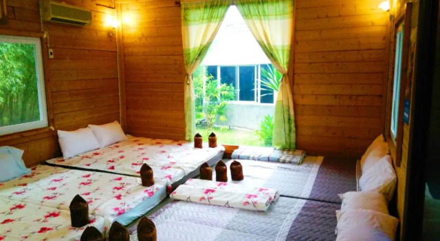 Кровать в общем номере Saengcha Farm Resort