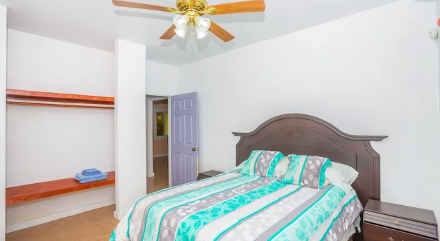 Rivera's Beach House - 2nd Floor 1 Bedroom Apts