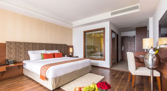 Люкс Executive Mountain Glory Forest Resort and Spa, Pokhara
