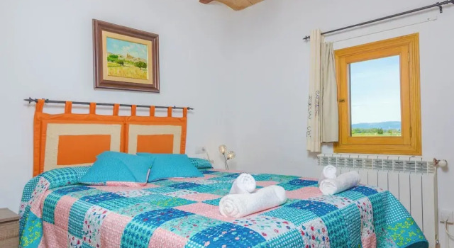 Rustic House in Montuiri With Private Pool, Book Hotel Hoteller i Montuiri med parkering, Parkering