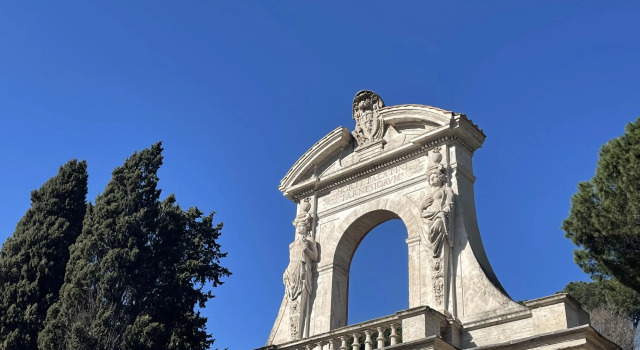 Rm-h501-gpsc20l5 Colosseo Gardens - C10, Забронировать Отель Рим Лацио, рядом с Вокзал Термини