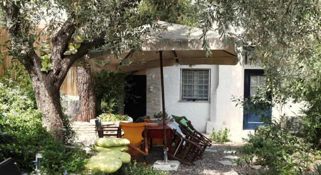 Студия с видом на сад To Spitaki Apartments