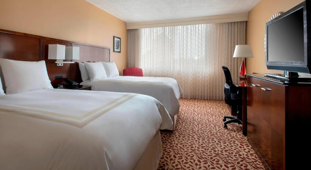 Четырёхместный номер Standard Marriott Kansas City Overland Park