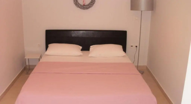 Коттедж c 1 комнатой Afroessa Studios & Apartments