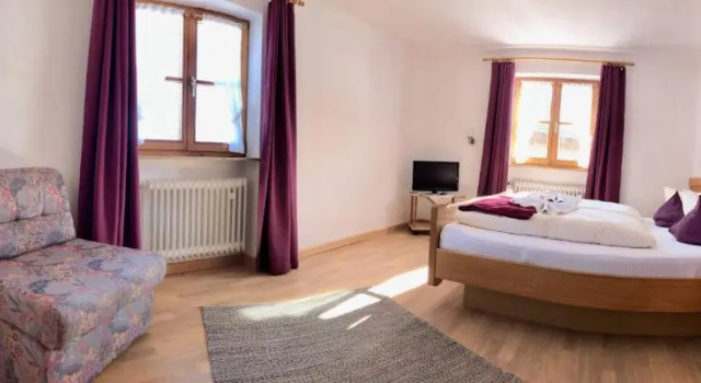 Gasthof Seeklause, Varaa Hotelli Hotellit Baijeri pysäköinnillä, Pysäköinti