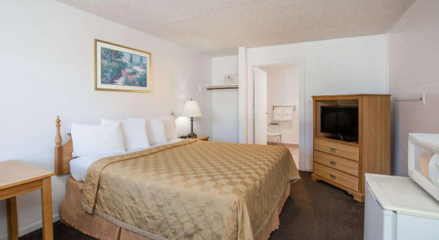 Двухместный номер Standard Travelodge Fort Bragg