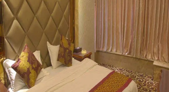 Yingbinyuan Hotel, Boek Hotel Hotels in Chengdu met parkeren, Parkeren