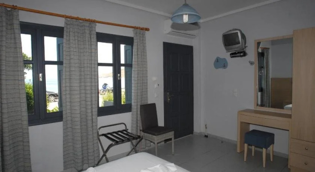 Irene ROOMS & STUDIOS PETRA, Rezervasyon Otel Petra Midilli