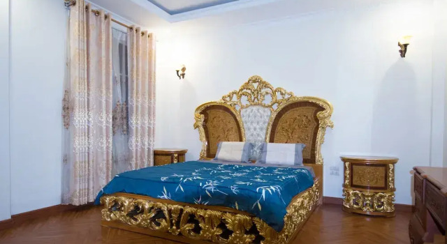 Van Loi Home