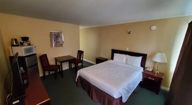 Comox Valley Inn & Suites, Rezervovat Mini-hotel Hotely v Vancouver island s bazénem, Bazén