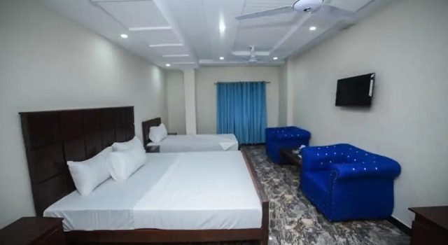 Двухместный номер Deluxe с видом на город Royal Blue inn Hotel