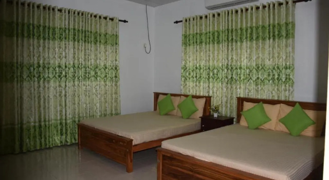 Green Palace Hotel