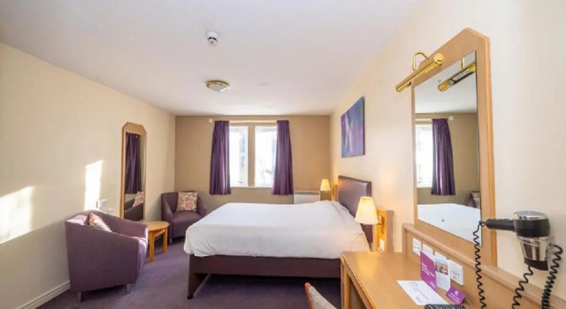 Standard Doppel Zimmer Stables Inn, Aintree