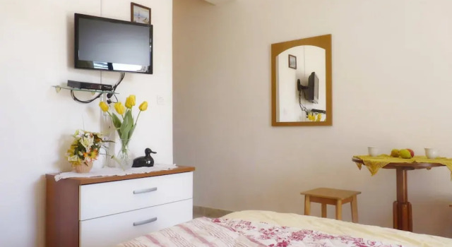 Apartments and Room Marin