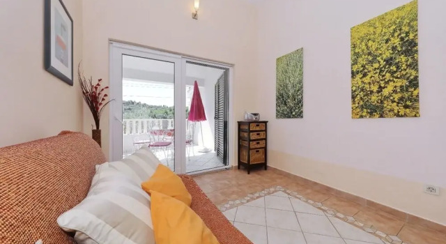 Suzana - Green Oasis - A1, Book Hotel Hoteller i Pasman Island med parkering, Parkering