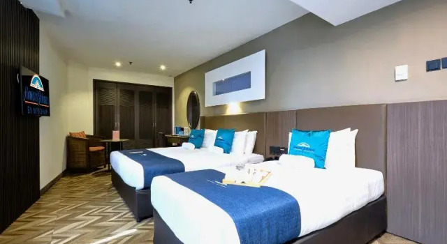 Трёхместный номер Deluxe Howard Johnson By Wyndham Kuala Lumpur 118