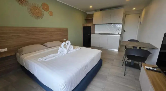 Coastal Chic Studio Apt T3-633, Забронировать Апартаменты/квартира Бухта Чалонг остров Пхукет