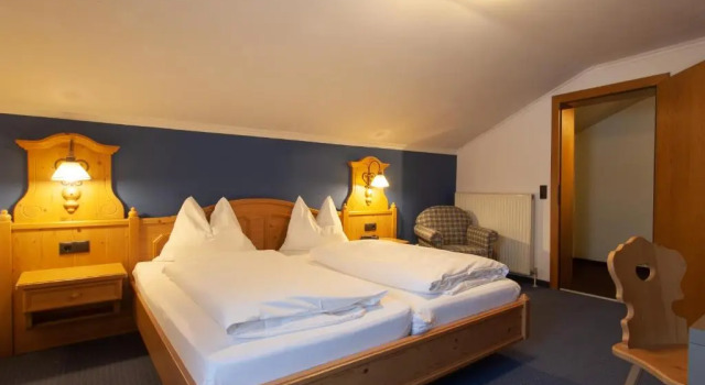 Двухместный номер Economy с балконом NEUWIRT – Hotel & Wirtshaus