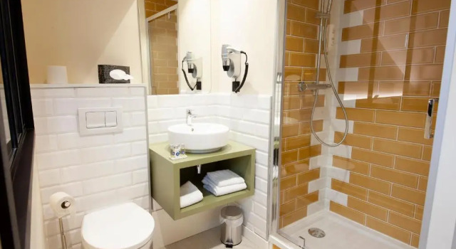Одноместный номер Standard Hôtel Le Kennedy, Clermont-Ferrand, The Originals Relais