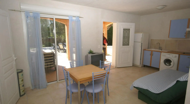 Pleasing Villa. near the Sea beach, Moriani-Plage, 5 bedrooms. 12 persons