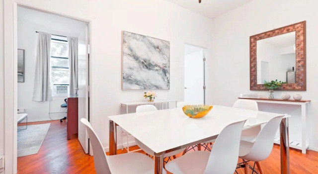 Коттедж Prime Location Upper Manhattan Furnished Apartment