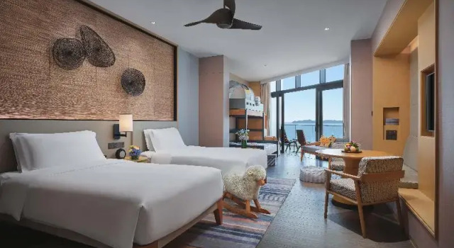 Номер Standard с балконом и с видом на океан Crowne Plaza Sanya Haitang Bay Resort by IHG
