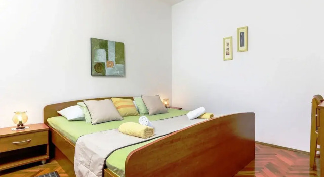 Apartments Lina - Three Bedroom Apartment With Two Balconies and Sea View, Prenota Appartamento Brsecine Regione di Dubrovnik