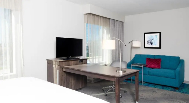 Люкс Hampton Inn & Suites by Hilton Chicago Schaumburg IL