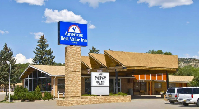 Americas Best Value Inn, Boek Mini-hotel Hotels in Raton met parkeren, Parkeren