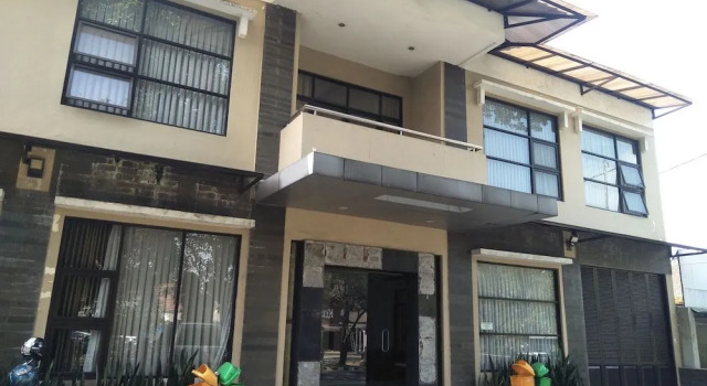 OYO 1740 Tekmira Residence Supratman Syariah