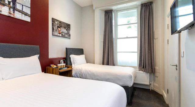 Двухместный номер Standard Royal Park Hotel