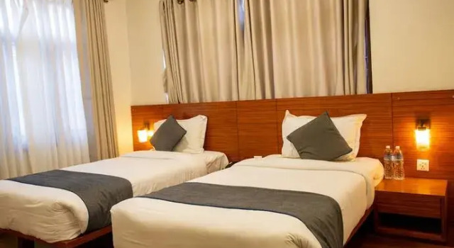 Hotel Letrina, Prenota Hotel Pyrgos Elide