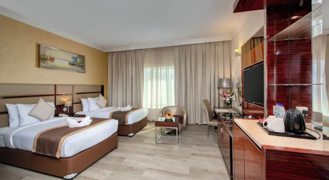 Двухместный номер Deluxe City Stay Hotel Expo Centre