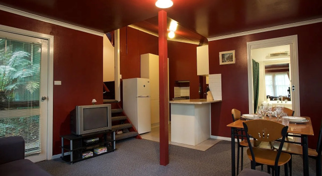 Lotus Lodges, Rezerwuj Hotel Hotele w Dandenong Ranges z parkingiem, Parking