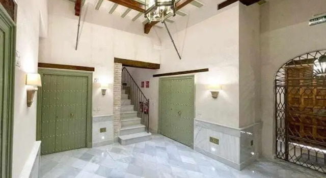 Judería de Sevilla V Luxury Apartments, Забронировать Апартаменты/квартира Севилья провинция Севилья, рядом с Королевский театр Маэстранса