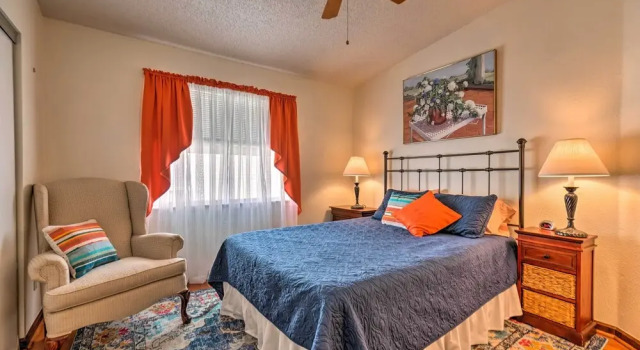 Lovely Lady Lake Home w/ Resort Amenities & Lanai!, Prenota Resort Lady Lake Florida