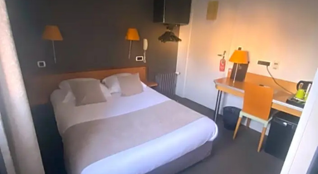 Одноместный номер Standard Hotel Des Lices, Rennes Centre