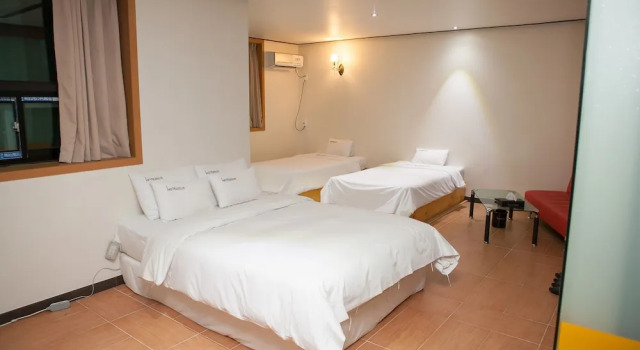 Maum Hotel, Buchen Sie Hotel Namwon Jeollabuk-Do