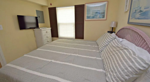 Sunrise Village 101 by RedAwning, Boek Appartement Hotels in Alabama met parkeren, Parkeren