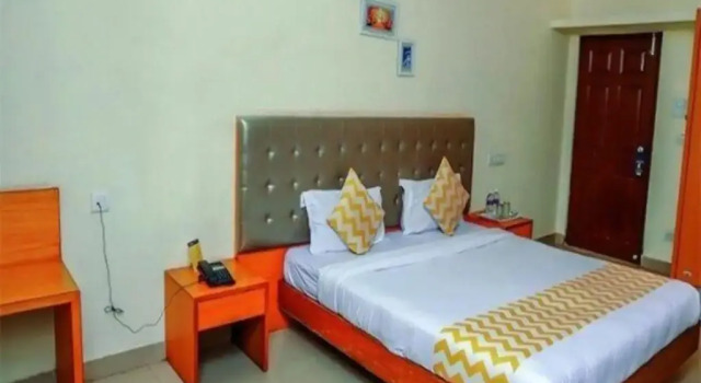 Rk Hospitality Services by OYO Rooms, Rezerwuj Hotel Hyderabad 