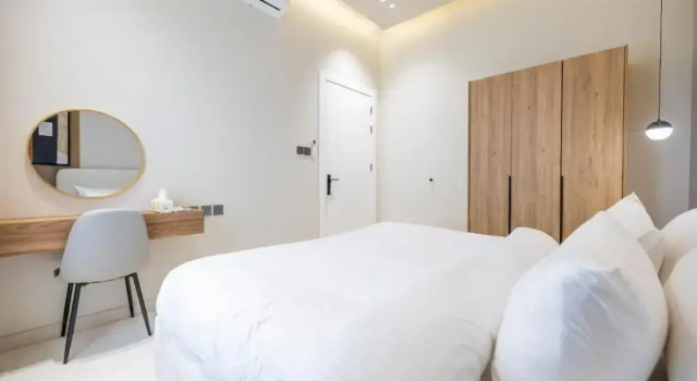 Апартаменты Luxury Darent Super Luxury two Bedroom Al Narjis